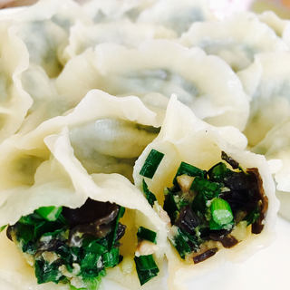 韭菜猪肉木耳三鲜馅饺子
