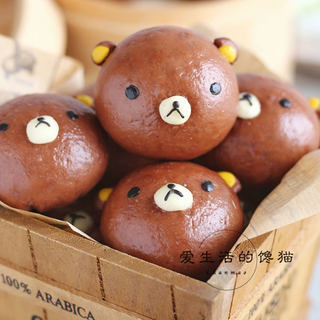 轻松熊豆沙包
