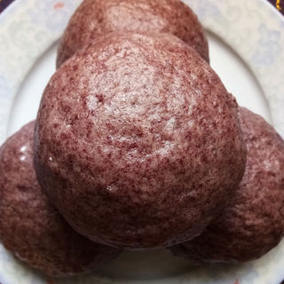 黑米面馒头