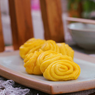 南瓜花卷