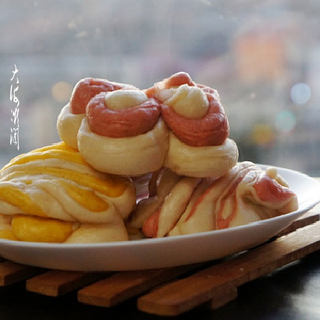 彩色花卷