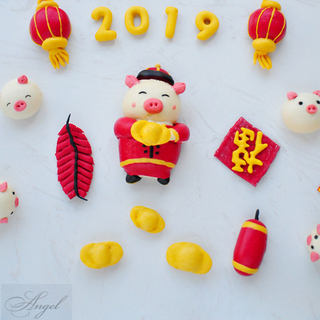 2019诸事顺利卡通猪馒头