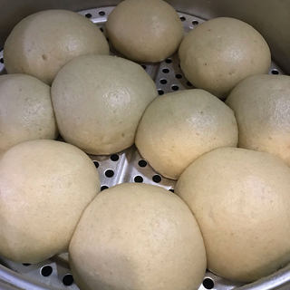 稀饭石磨面馒头