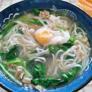 鸡蛋肉丝汤面