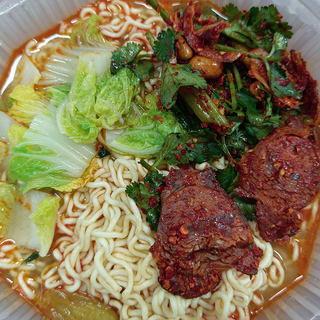 麻辣牛肉拉面