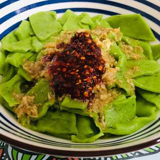 蒜拌菠菜面片