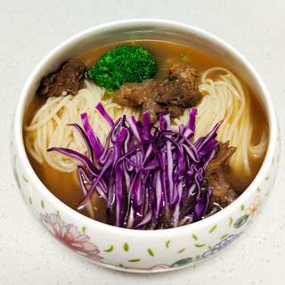 早餐牛肉面