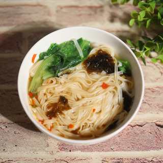 紫菜青菜酸辣面