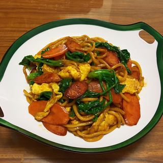 菠菜鸡蛋炒面
