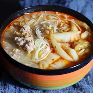 肉末白菜煮面条