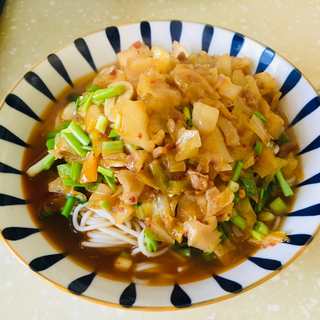 酸菜羊肉面