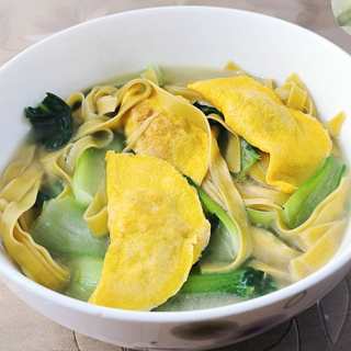 蛋饺青菜苦荞面