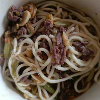 青椒牛肉拌面