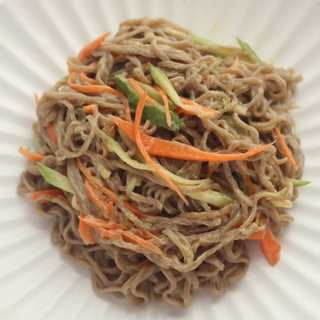 花生酱拌荞麦面