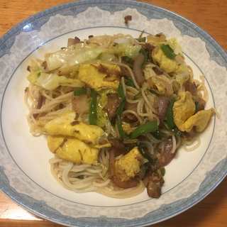 肉丁炒面