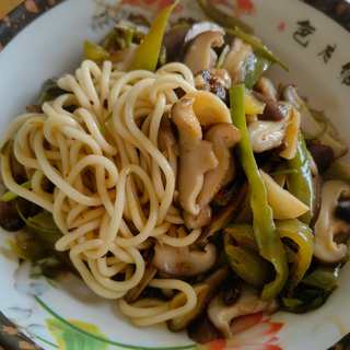 香菇青椒面