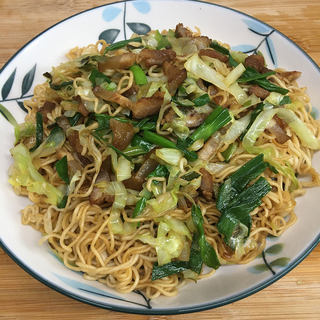 香葱五花肉丁炒面