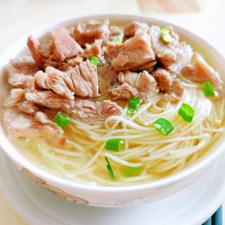 牛肉清汤面