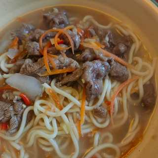 肉片汤面