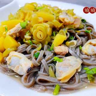 五花肉芸豆土豆蚬子荞麦面