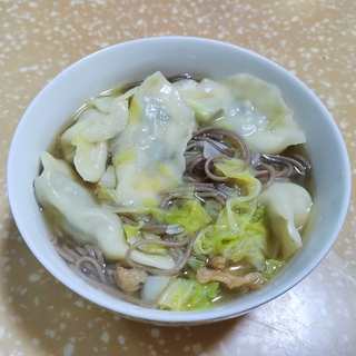 荠菜饺子荞麦面