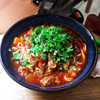 家常番茄牛肉面