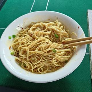简单的葱油拌面