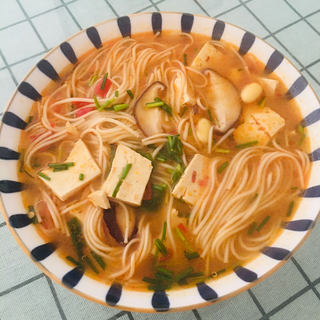 香菇豆腐汤面