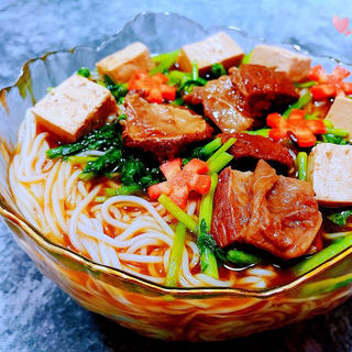 #热汤面#豆腐茼蒿牛肉面