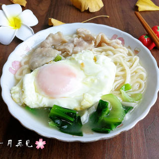 青菜鸡蛋敲肉面