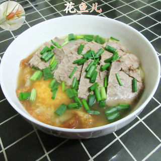鸭蛋牛肉汤面