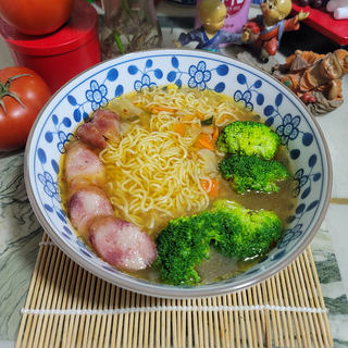 土豪泡面
