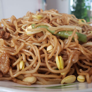 黄豆芽豇豆肉丝蒸面