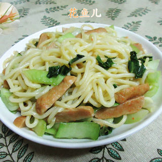 甜不辣青菜炒车仔面