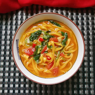 菠菜胡萝卜面条
