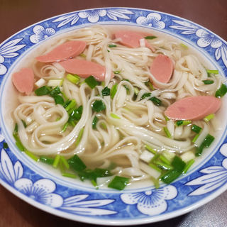 火腿肠汤面(暖心暖胃)