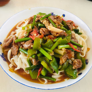 过油肉拌面