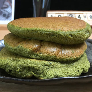 第四个抹茶味食谱--抹茶舒芙蕾松饼（无泡打粉版）