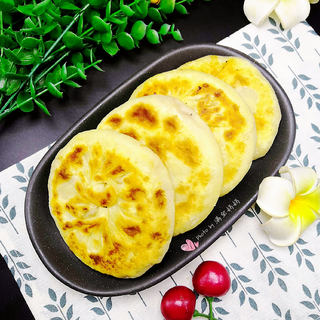 胡萝卜玉米猪肉馅饼