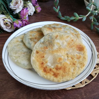 鳞虾芥菜鸭蛋馅饼