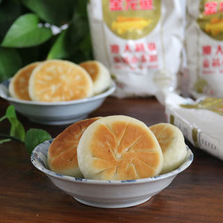 梅菜肉馅饼：外脆里嫩，一口要下去肉汁满满