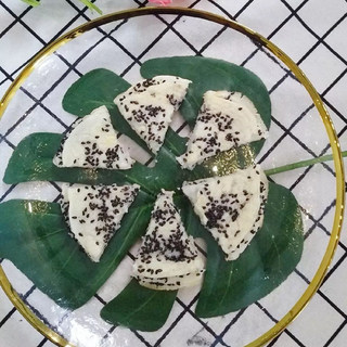 山药黑芝麻饼