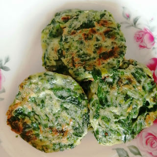 芹菜叶鸡蛋饼