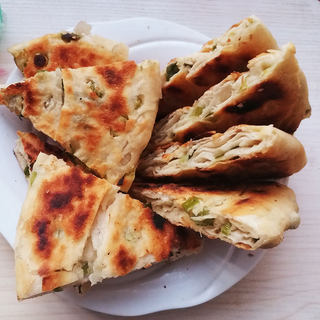 烙发面葱花饼