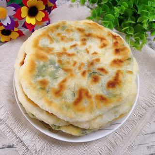 发面韭菜鹅蛋馅饼