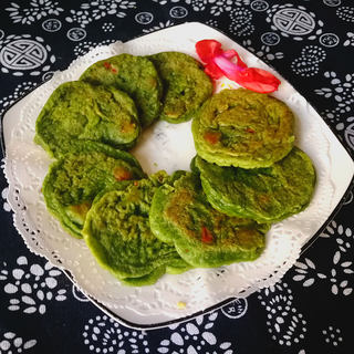 菠菜虾仁小饼