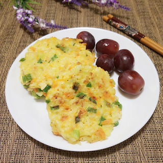 胡萝卜鸡蛋米饭饼