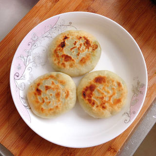 韭菜鸡蛋馅饼