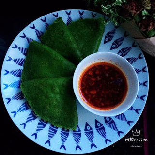 菠菜饼蘸汁