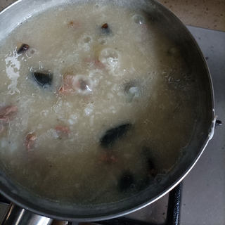 皮蛋瘦肉粥